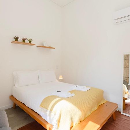 Liiiving In Porto - Terrace & Sunny Apartment Екстер'єр фото