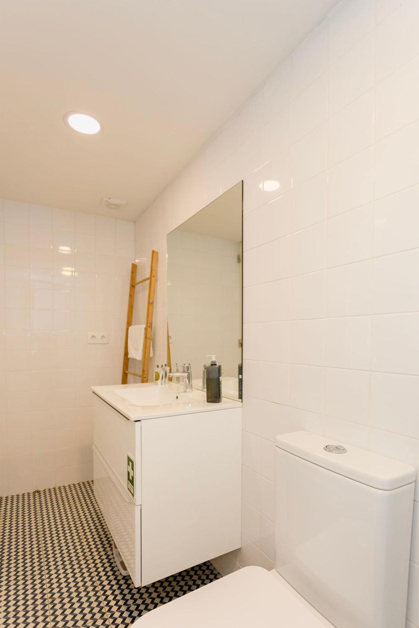 Liiiving In Porto - Terrace & Sunny Apartment Екстер'єр фото